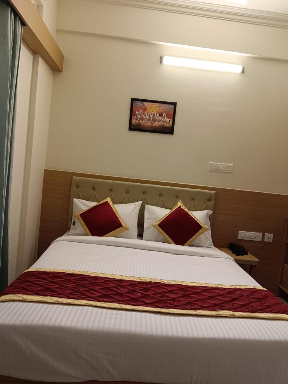 Krishna Inn Bangalore Exterior photo