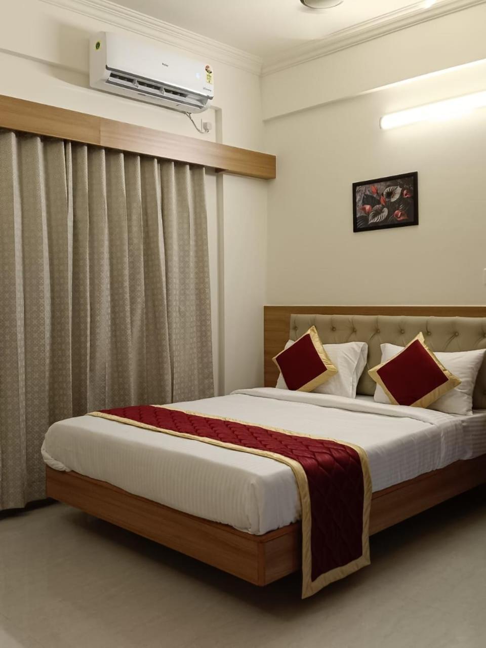 Krishna Inn Bangalore Exterior photo